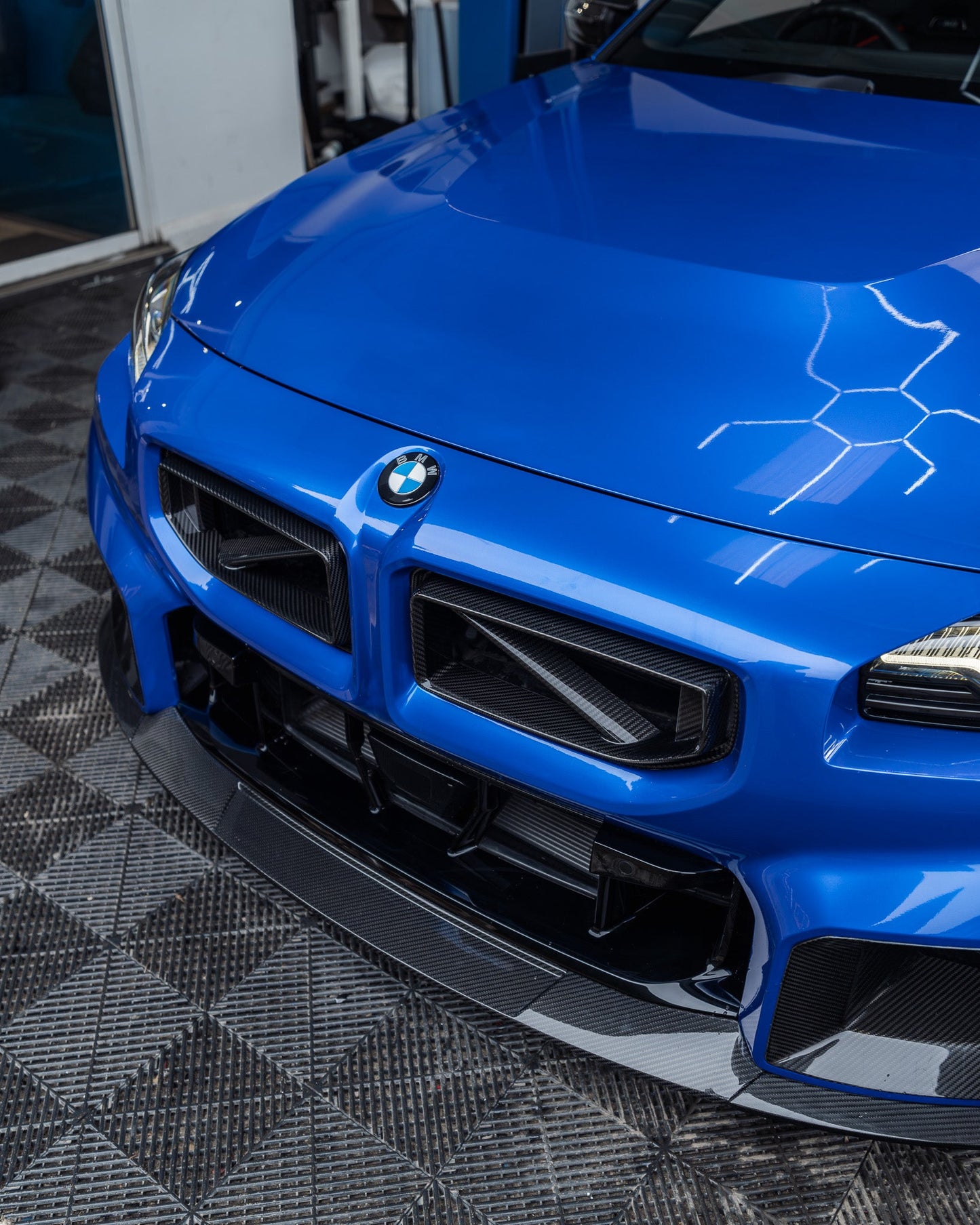 BMW M2 G87 Pre-Preg Performance Carbon Fibre Front Grilles by TRE (2023+), Front Grille, TRE - AUTOID | Premium Automotive Accessories