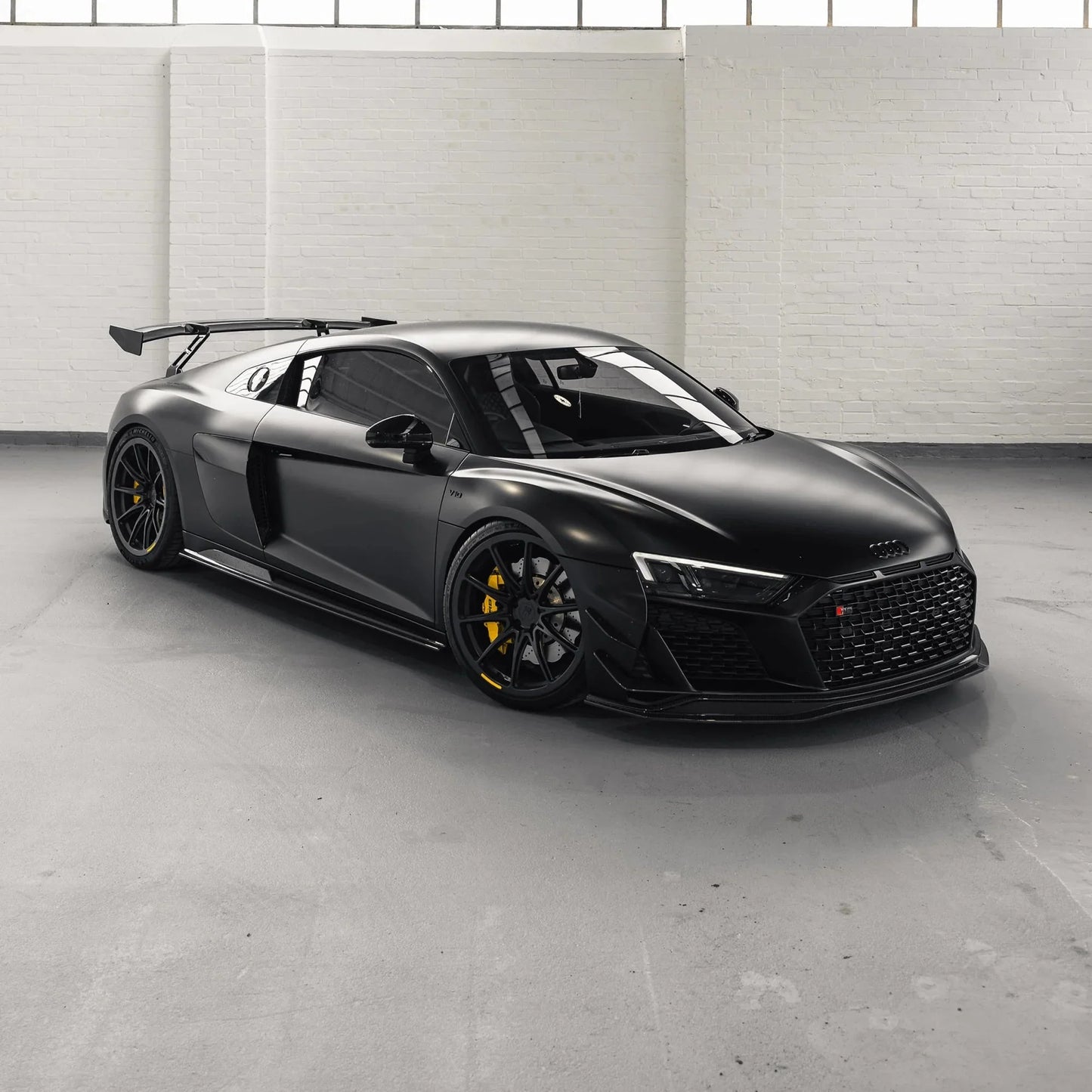 Audi R8 4S Facelift Pre - Preg Carbon Fibre Full Body Kit by TRE - AUTOID - Styling Kit - TRE